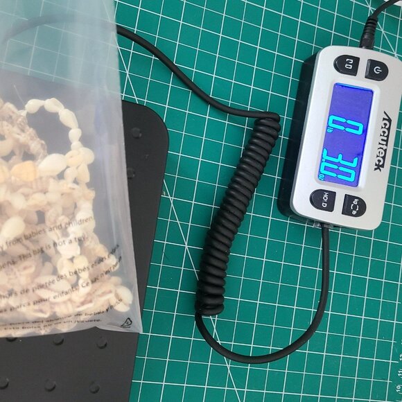 4 Vintage Shell Necklaces Lot Beach Boho - Picture 6 of 6